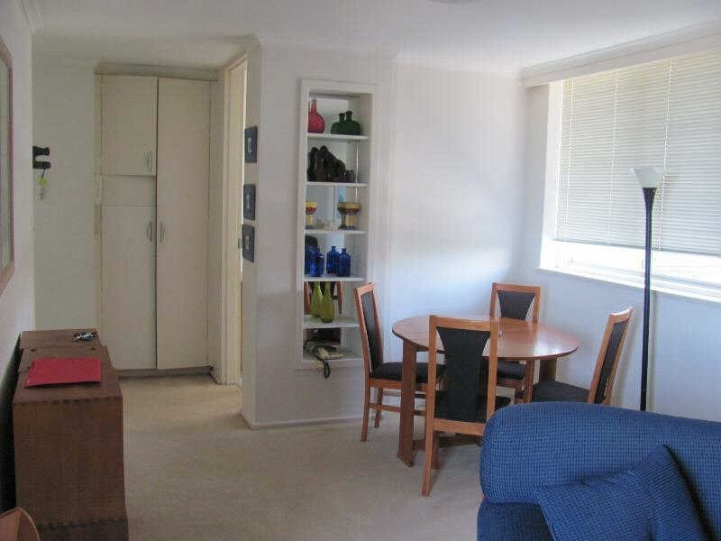 32/13  The Esplanade, St Kilda VIC 3182