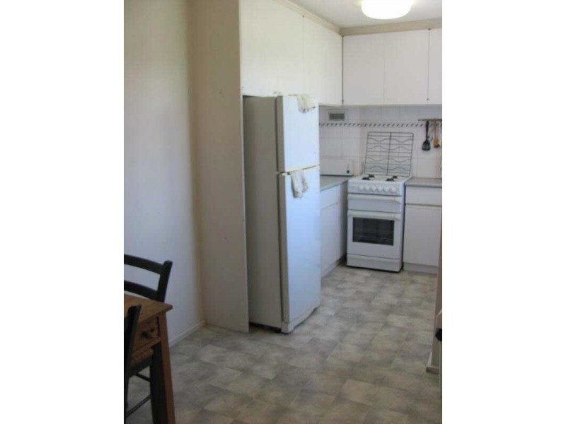 32/13  The Esplanade, St Kilda VIC 3182