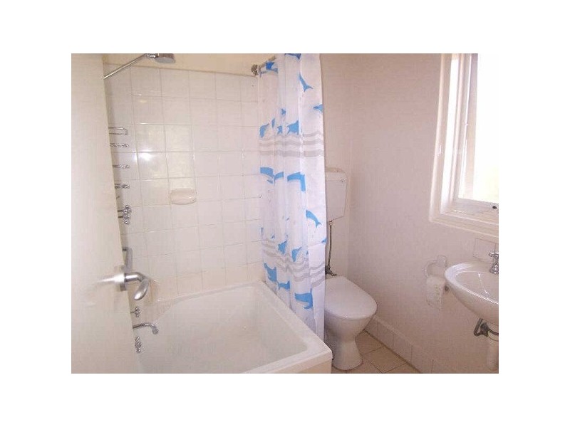 8/18  Orange Grove, St Kilda East VIC 3183