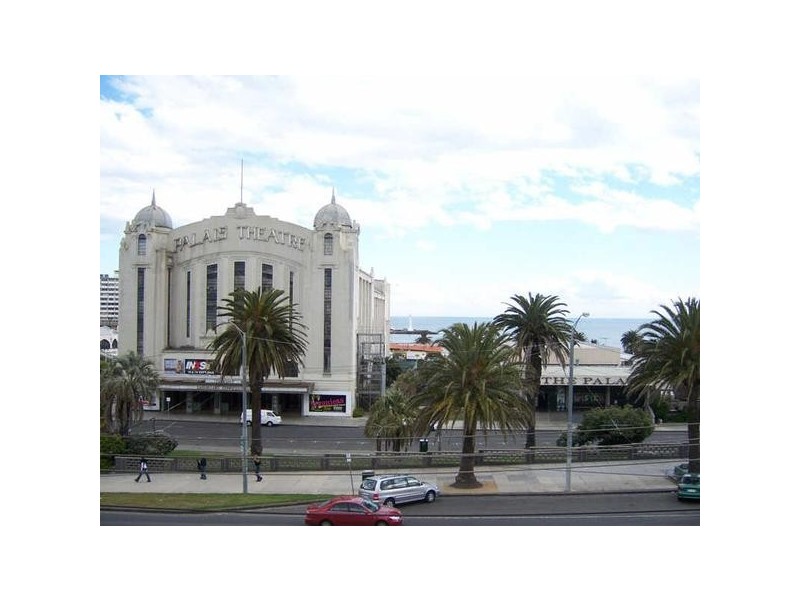 6/23a  The Esplanade, St Kilda VIC 3182