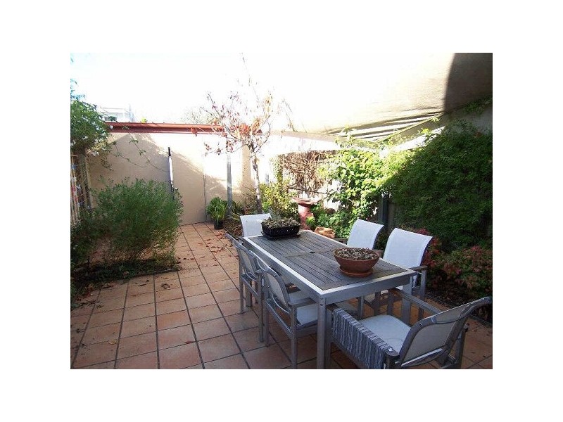 43A  Ruskin Street, Elwood VIC 3184