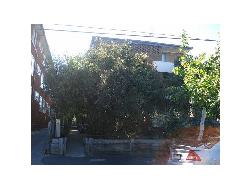 2/16  Cromwell Rd, South Yarra VIC 3141