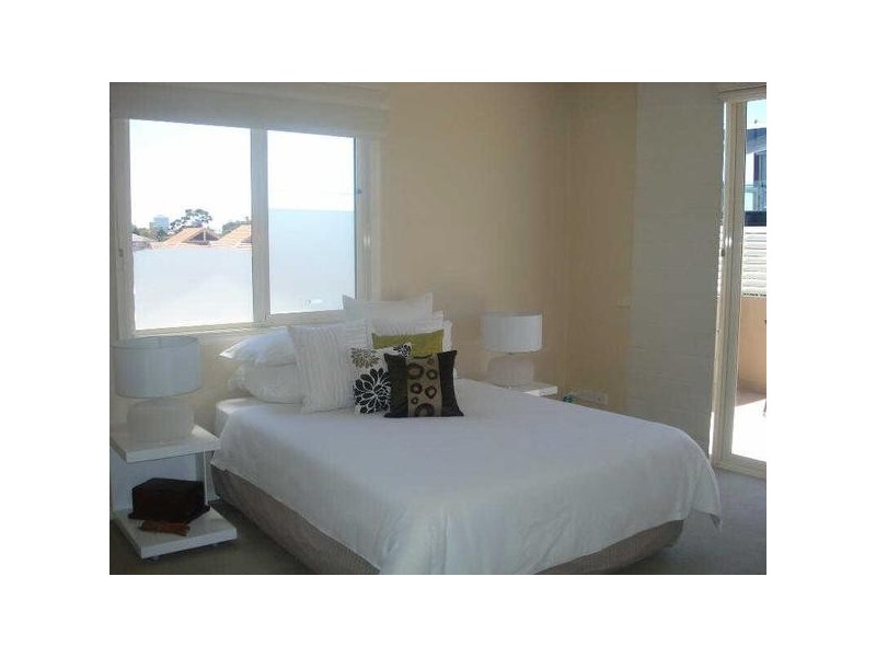 14/45  Marine Pde, St Kilda VIC 3182