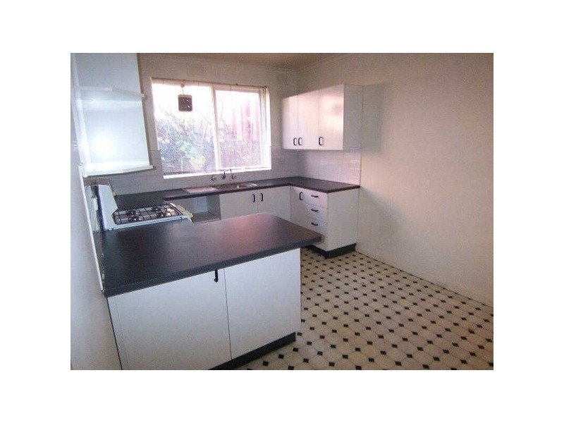 4/174  Barkly Street, St Kilda VIC 3182