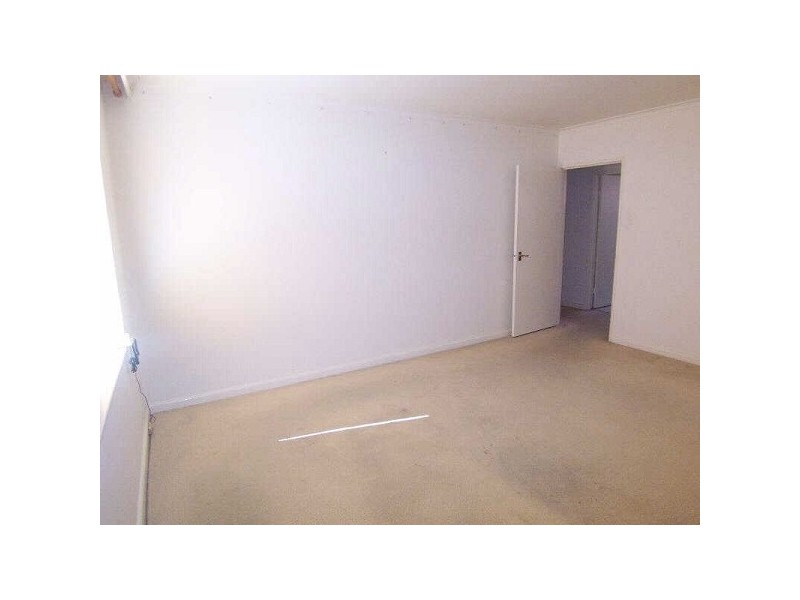 4/174  Barkly Street, St Kilda VIC 3182