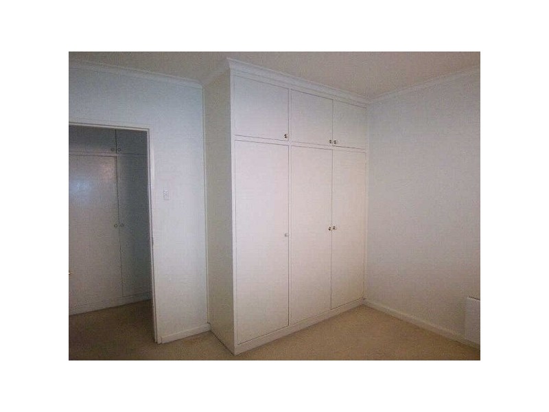 4/174  Barkly Street, St Kilda VIC 3182