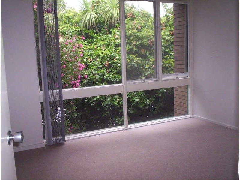 142  Centre Road (aka – 5/23 Thomas St), Brighton East VIC 3187