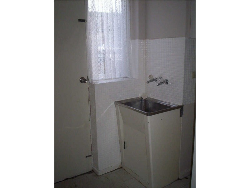 142  Centre Road (aka – 5/23 Thomas St), Brighton East VIC 3187