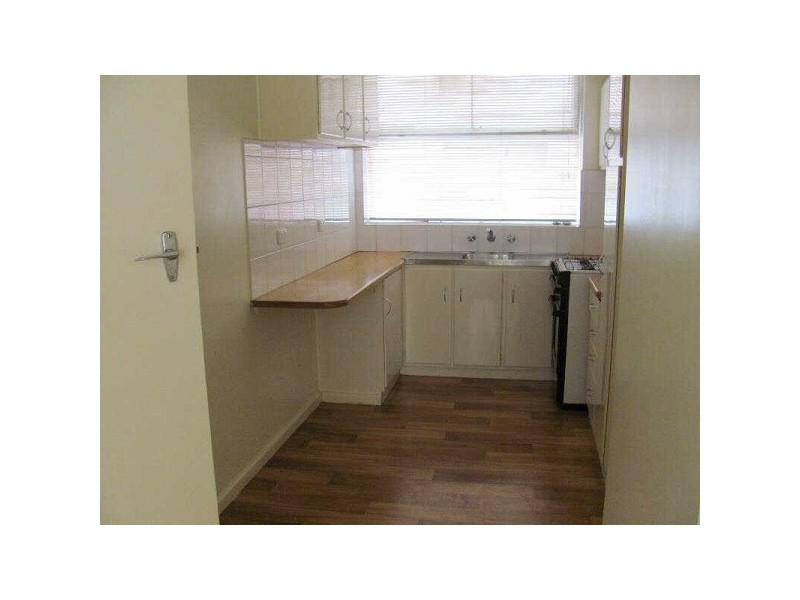 04/28  Arnold Street, South Yarra VIC 3141