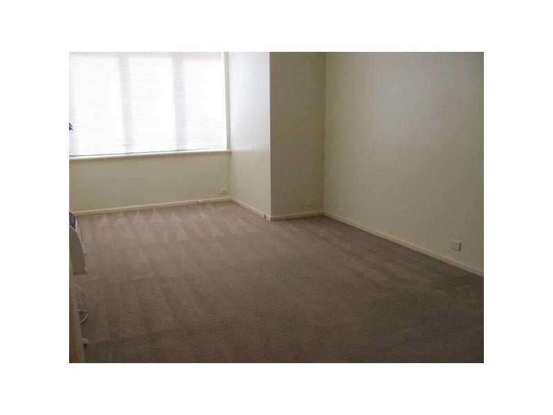 04/28  Arnold Street, South Yarra VIC 3141