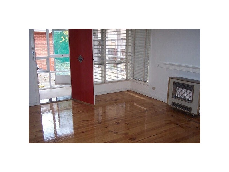 2/9  Addison Street, Elwood VIC 3184