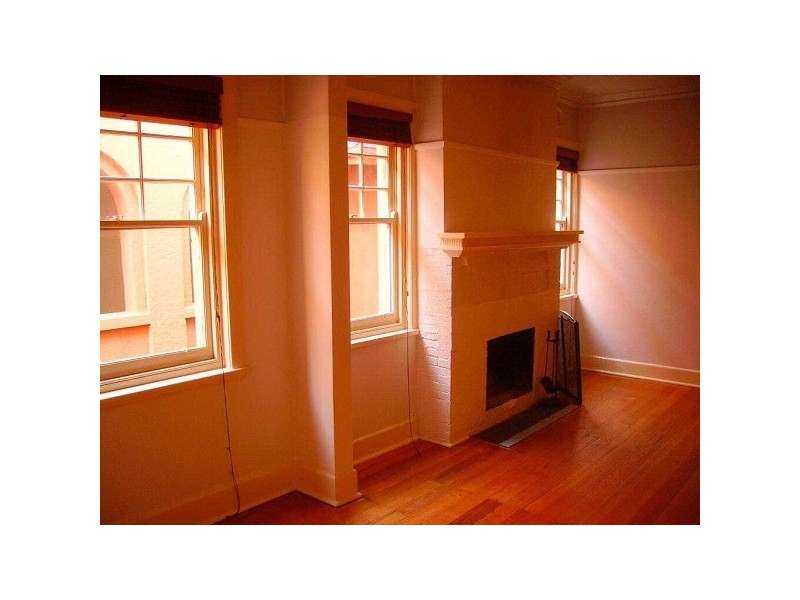 6/22B  Esplanade, St Kilda VIC 3182