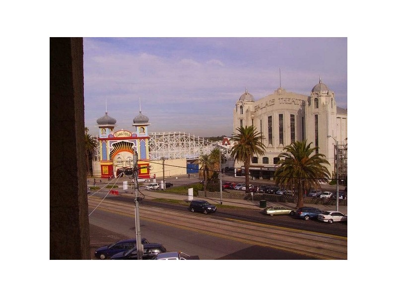 6/22B  Esplanade, St Kilda VIC 3182