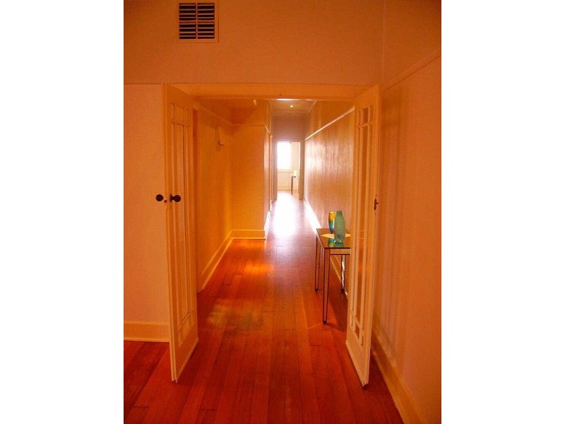 6/22B  Esplanade, St Kilda VIC 3182