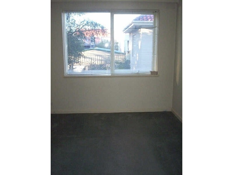 15/27  Mitford Street, St Kilda VIC 3182