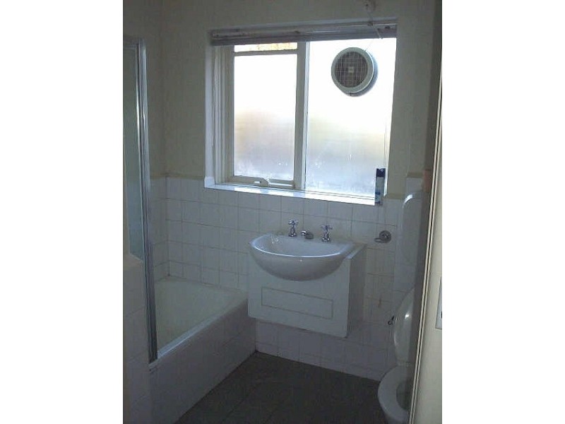 15/27  Mitford Street, St Kilda VIC 3182