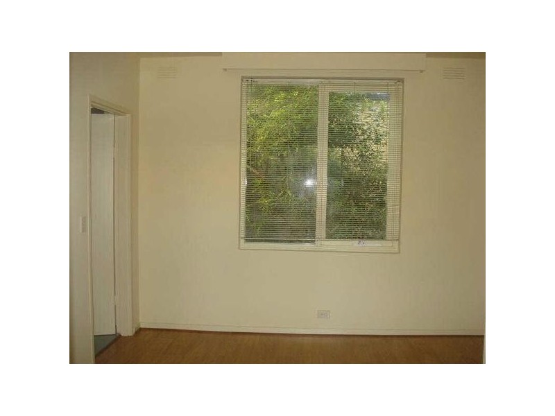 4/56  Carlisle Street, St Kilda VIC 3182