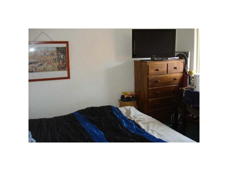 8/19  Pine Avenue, Elwood VIC 3184