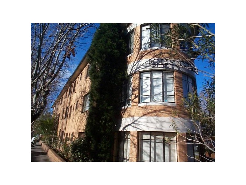 10/38  Mitford Street, Elwood VIC 3184