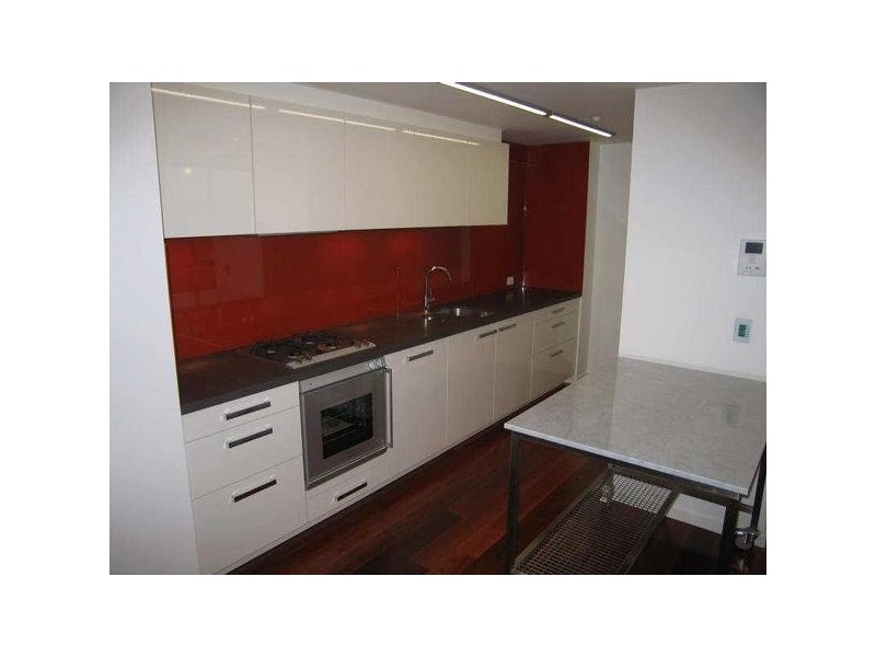 9/2A  Tiuna Grove, Elwood VIC 3184