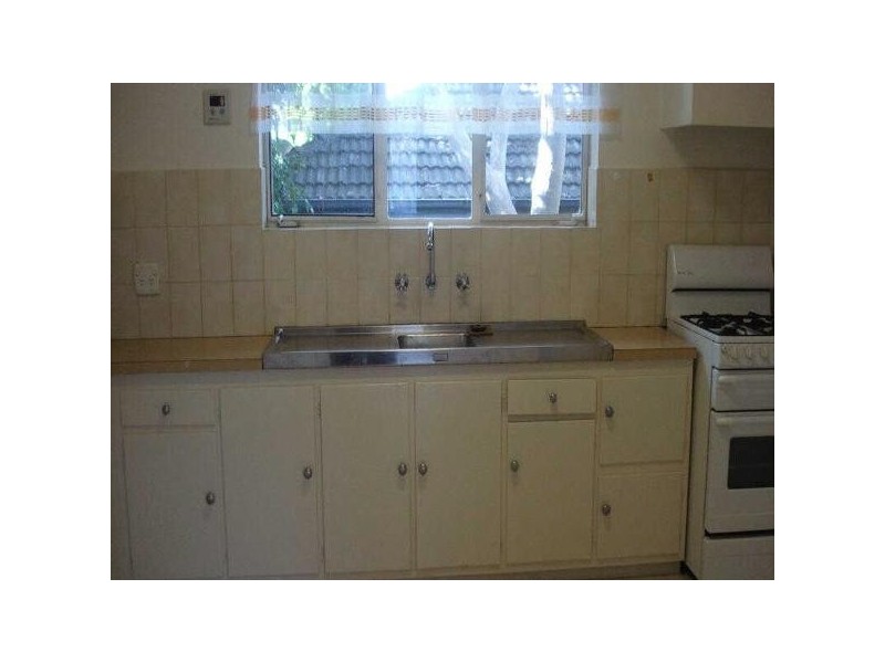 4/129 Kambrook Road, Caulfield VIC 3162