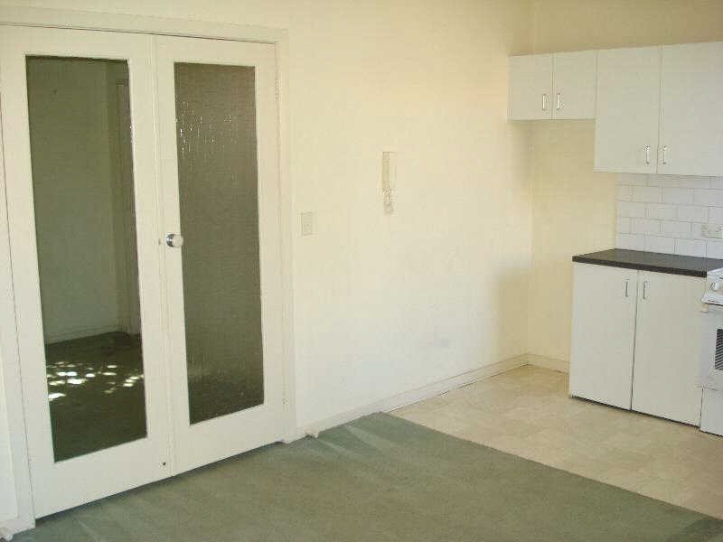 3/56  Carlisle Street, St Kilda VIC 3182