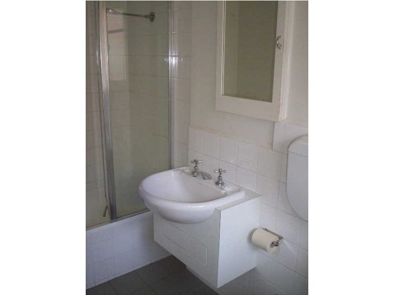 16/27 Mitford Street, St Kilda VIC 3182