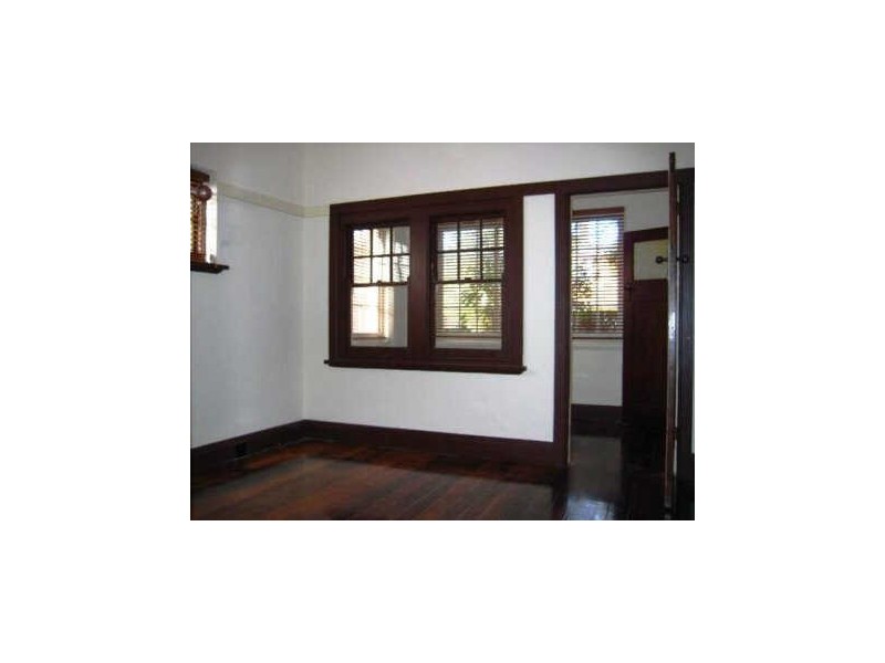 1/6  Kingsley Avenue, Elwood VIC 3184