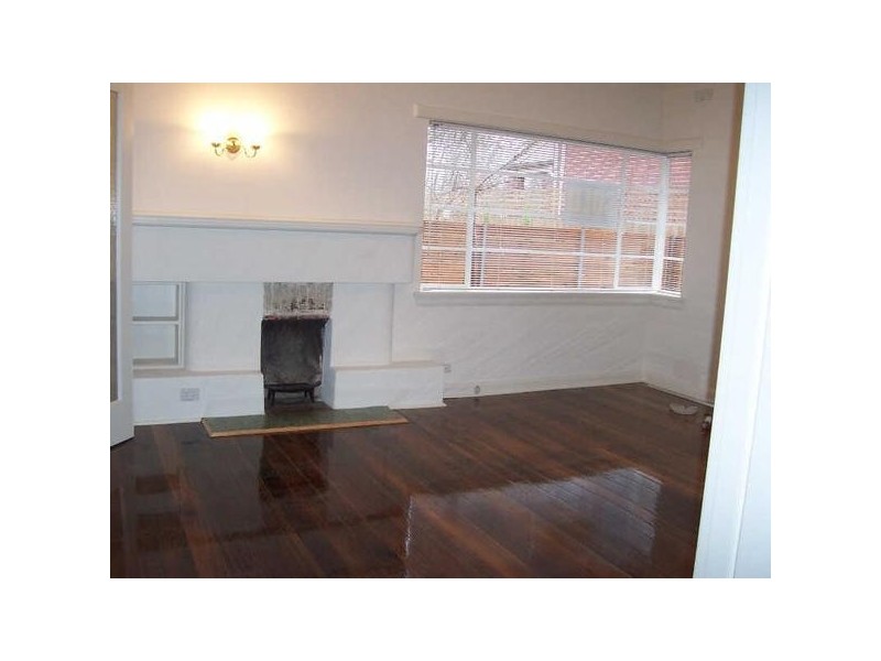 2/74  Mitford Street, Elwood VIC 3184