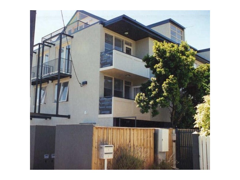 2/32  Vale Street, St Kilda VIC 3182