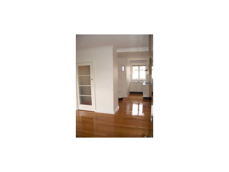 15/22a  Acland Street, St Kilda VIC 3182