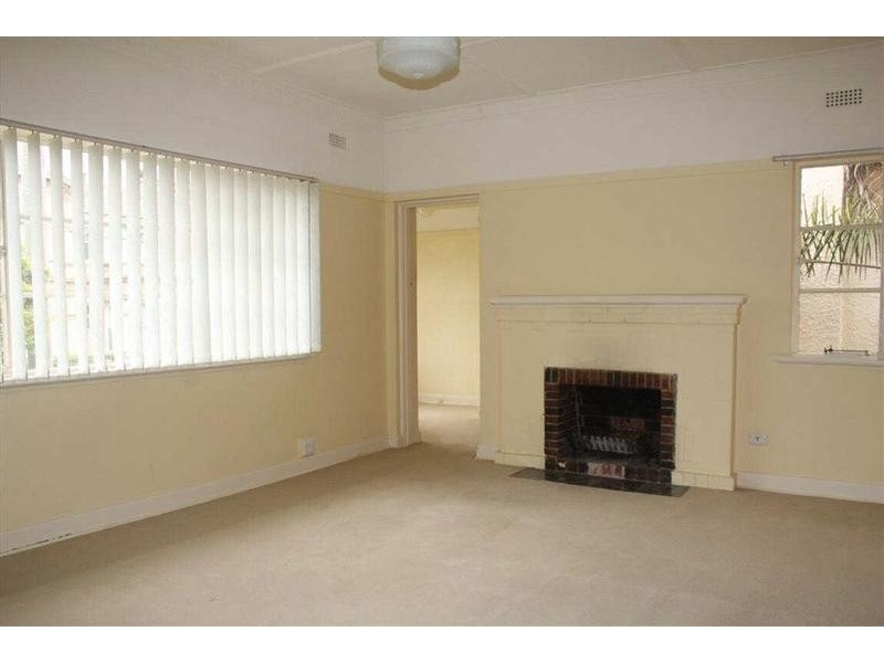 2/17  Hennessy Avenue, Elwood VIC 3184