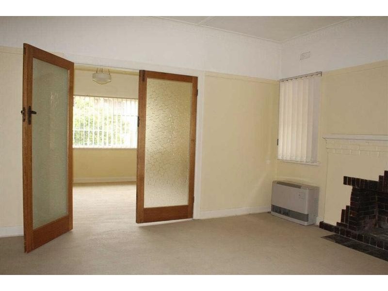 2/17  Hennessy Avenue, Elwood VIC 3184