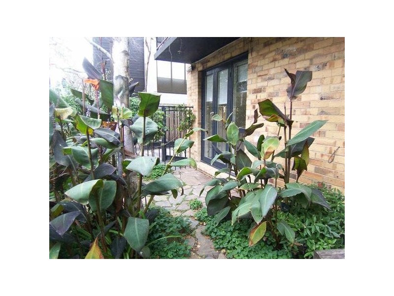 1/25  Herbert Street, St Kilda VIC 3182