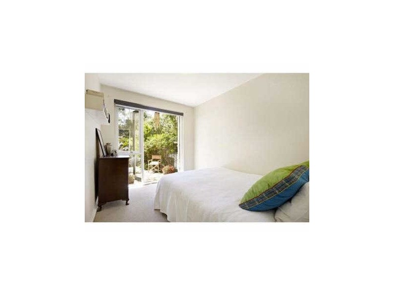 1/25  Herbert Street, St Kilda VIC 3182