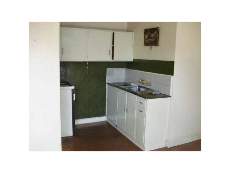 08/93  Argyle Street, St Kilda East VIC 3183