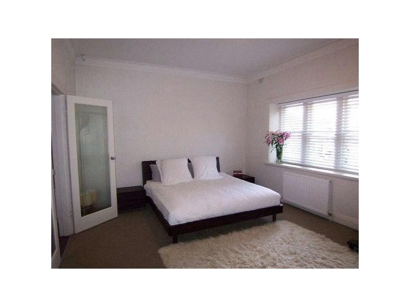 44  Meredith Street, Elwood VIC 3184