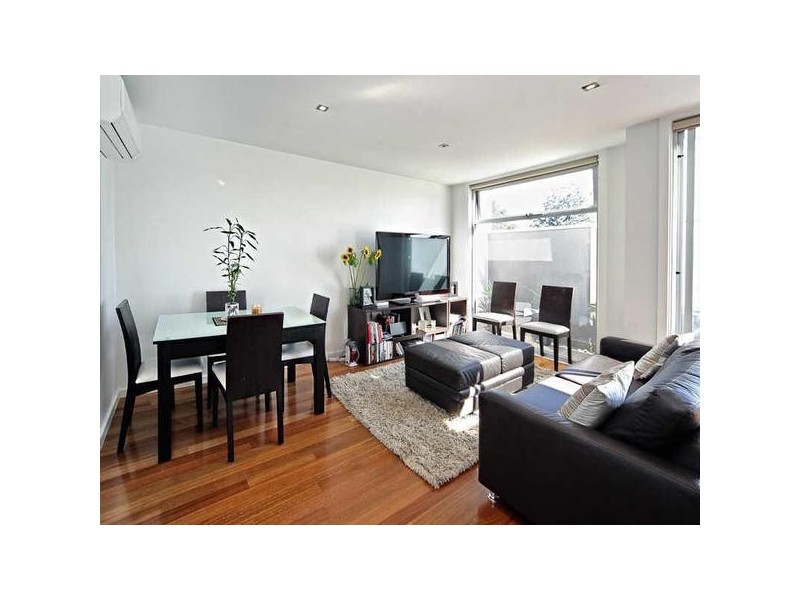 3/9  Poets Grove, Elwood VIC 3184