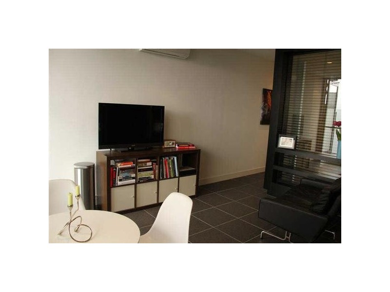 1002/12-14  Claremont Street, South Yarra VIC 3141