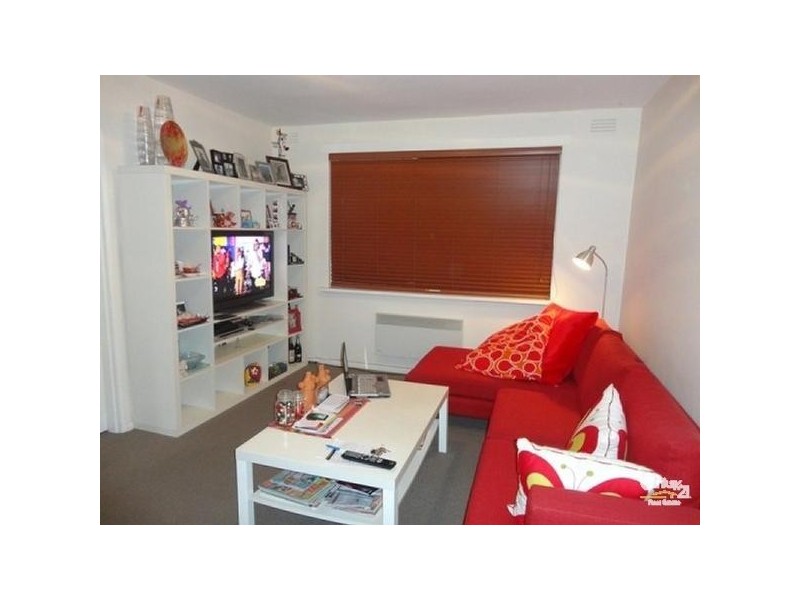 1/23 Park Street, St Kilda VIC 3182