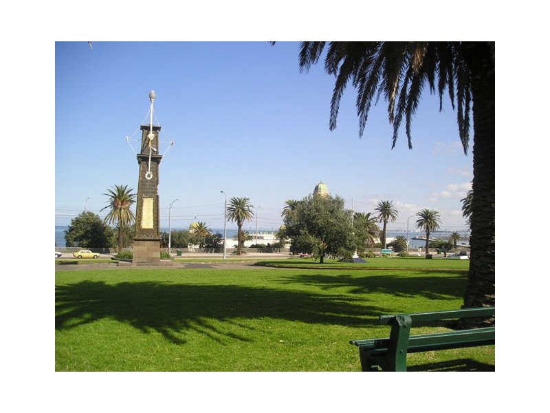 16/7  Alfred Square, St Kilda VIC 3182