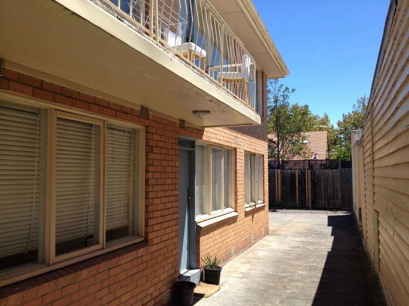 6/10  Carlisle Avenue, St Kilda East VIC 3183