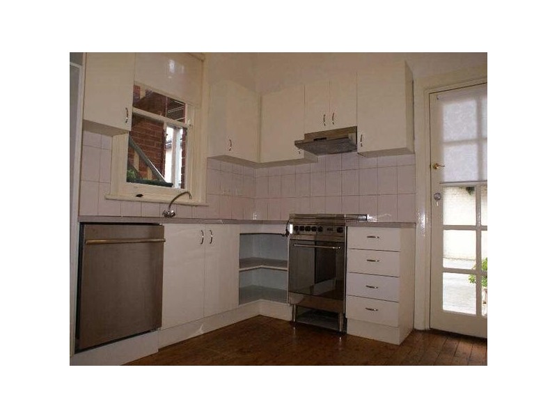 1/6  Charnwood Grove, St Kilda VIC 3182