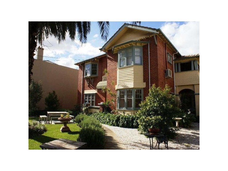 1/6  Charnwood Grove, St Kilda VIC 3182