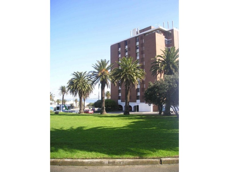 14/13  The Esplanade, St Kilda VIC 3182