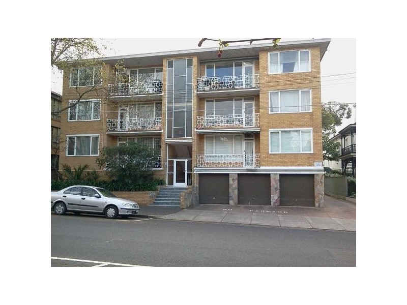 14/24  Acland Street, St Kilda VIC 3182