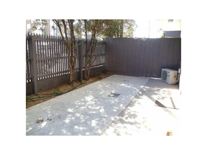 1/76  Westbury Street, St Kilda East VIC 3183