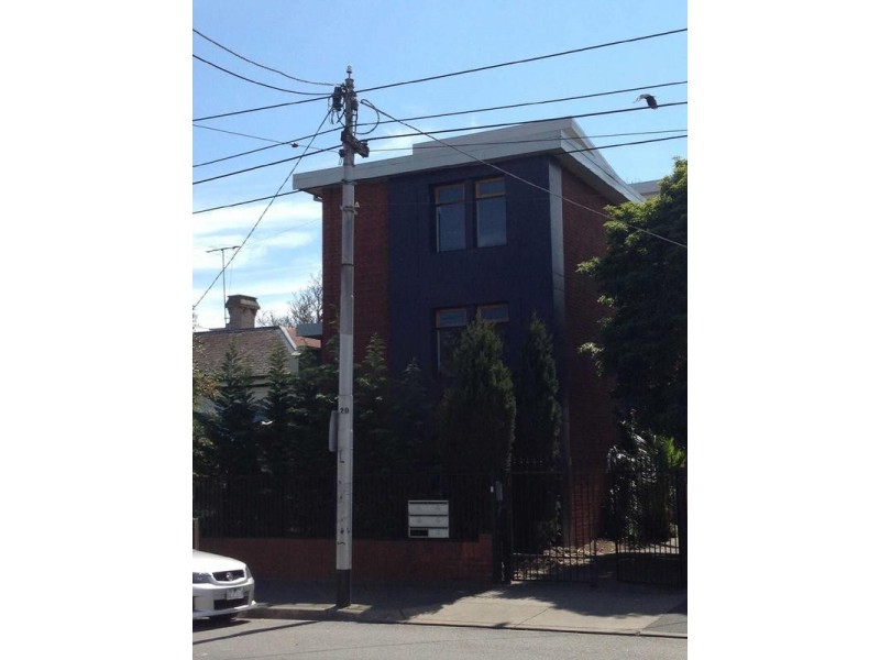 2/28  Carlisle Street, St Kilda VIC 3182