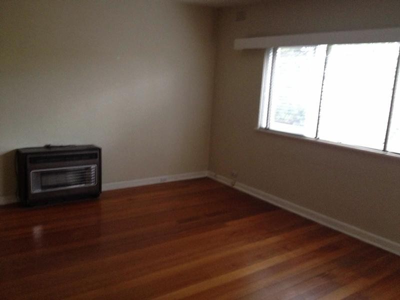 9/16  Lansdowne Road, St Kilda East VIC 3183