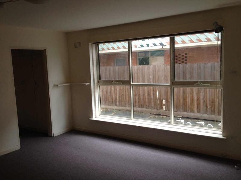 54  Barkly Street, St Kilda VIC 3182